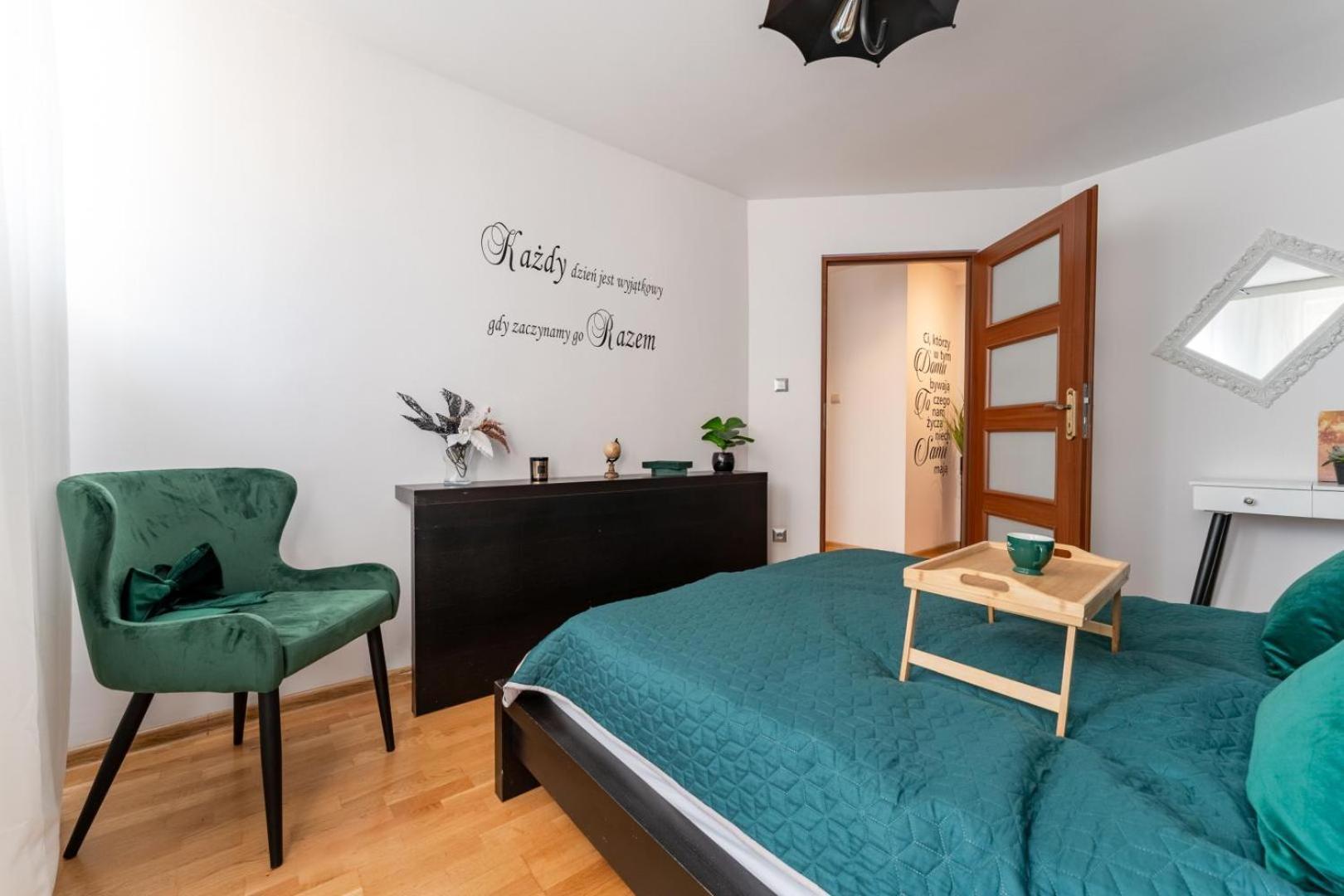 Apartament Ratuszlove - 2 Osobne Sypialnie, Z Widokiem Na Ratusz - By Spaceapart Jelenia Góra Exteriör bild
